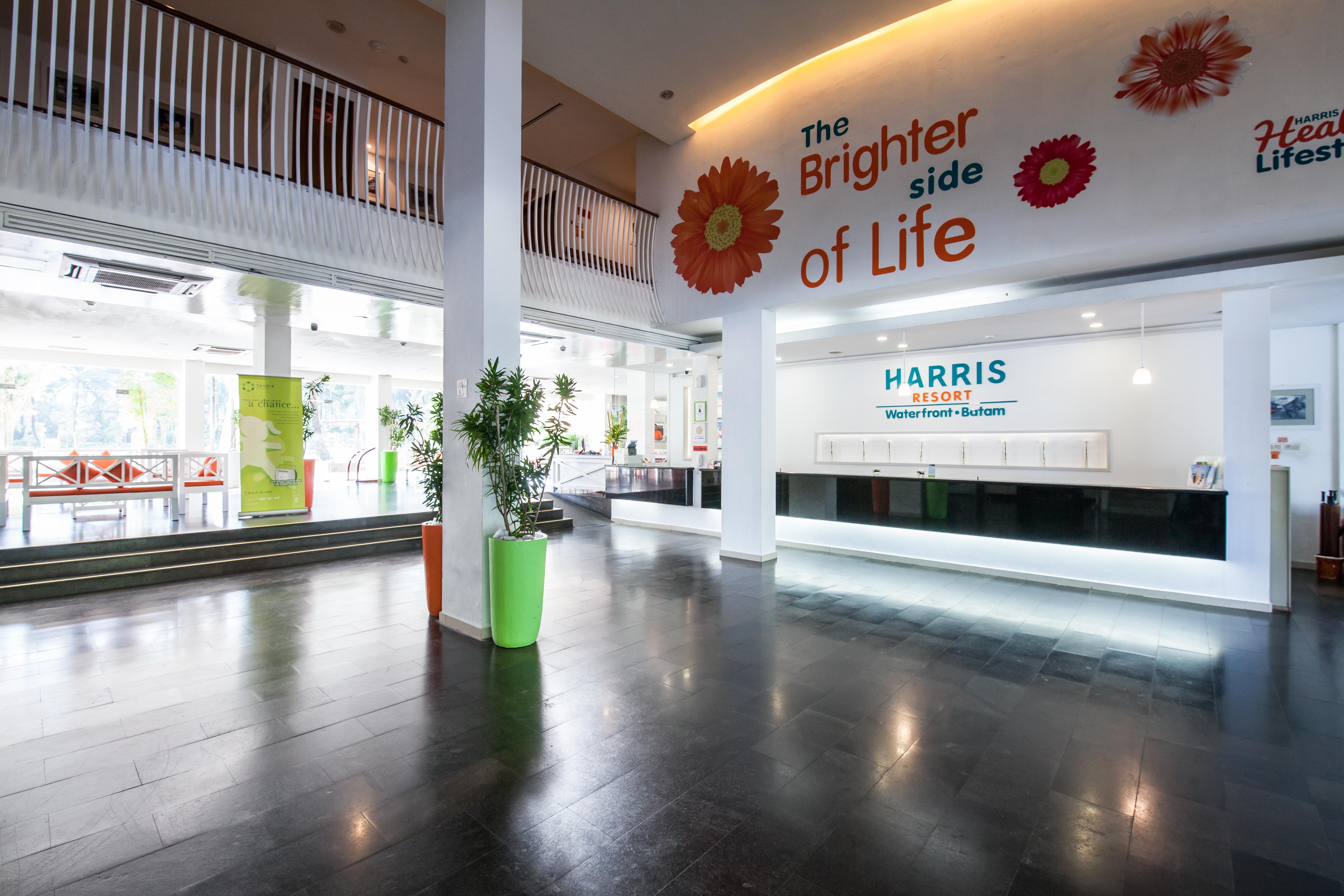 Harris Resort Batam Waterfront Sekupang Екстер'єр фото