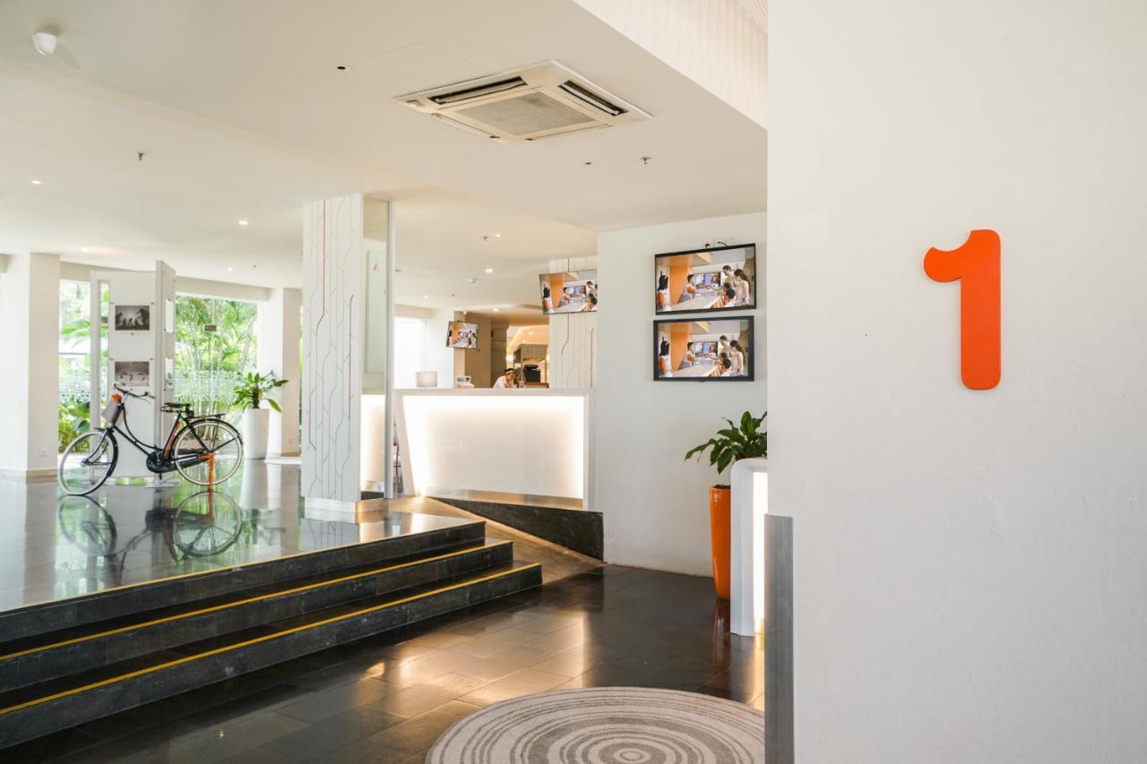 Harris Resort Batam Waterfront Sekupang Екстер'єр фото