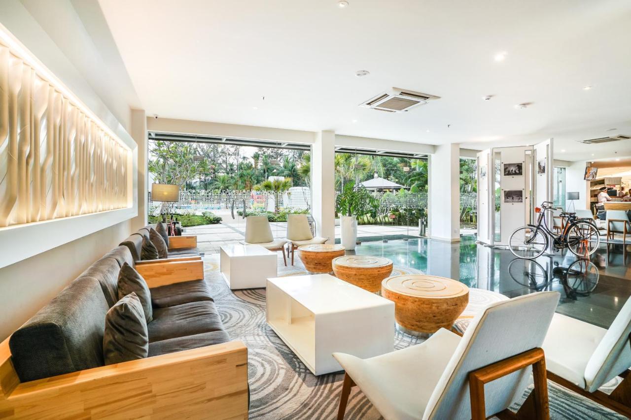 Harris Resort Batam Waterfront Sekupang Екстер'єр фото